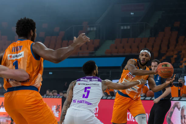 族对彼此文 族对彼此文