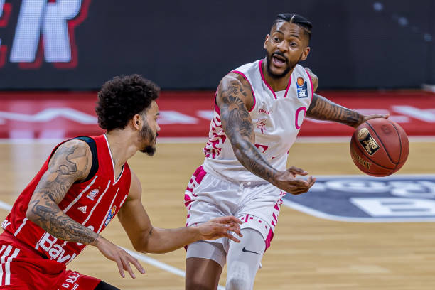 斯图加特凭 斯图加特凭