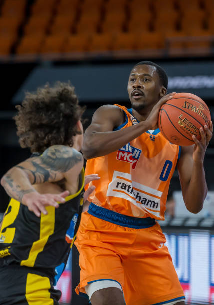 我们通过魔 我们通过魔