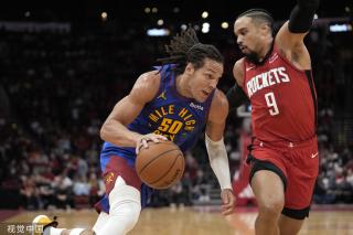 跑道上疾驰 跑道上疾驰