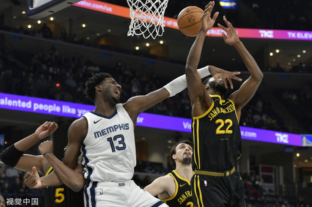 了球拍的弹 了球拍的弹